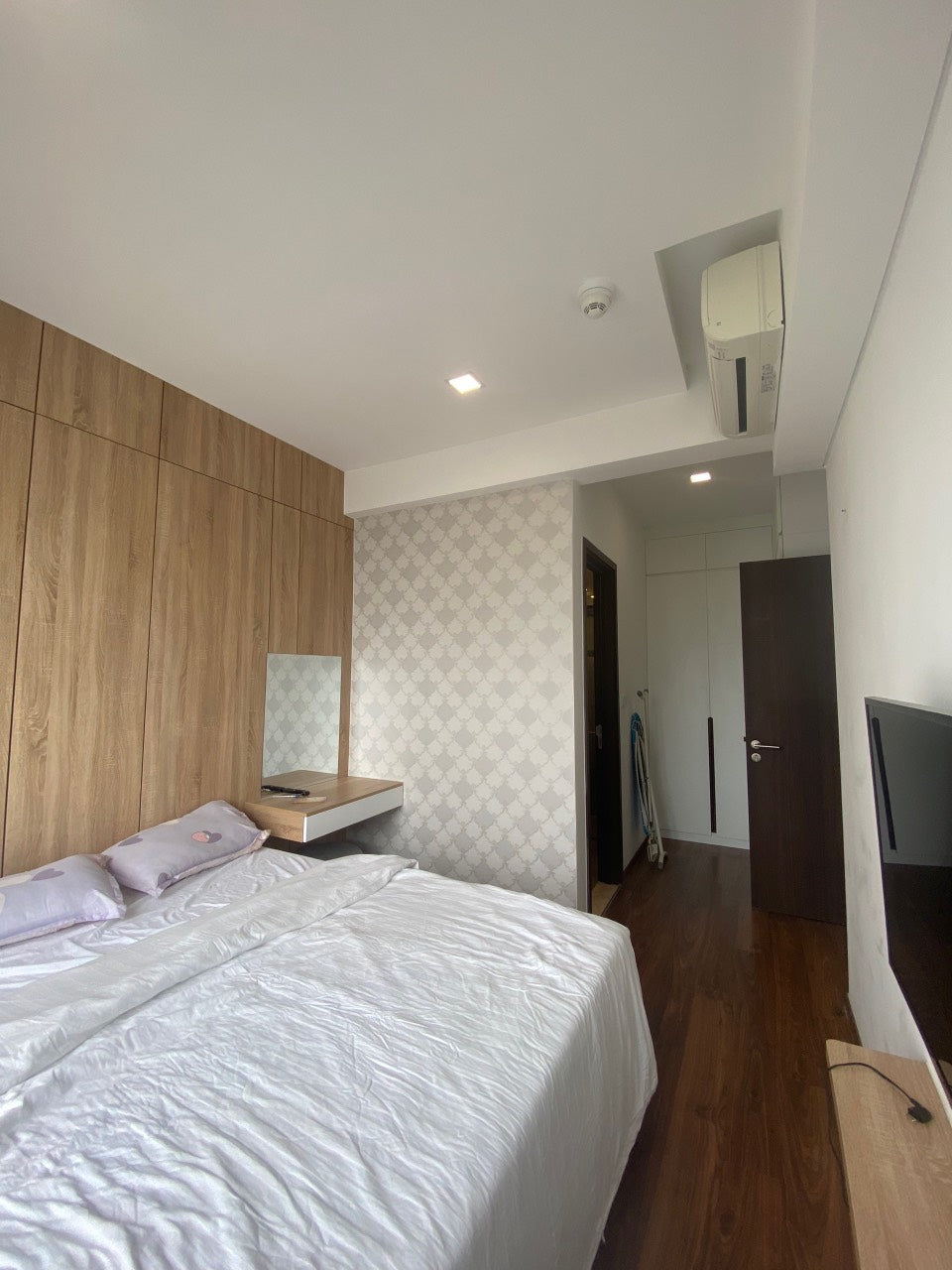 One Verandah 2 bedrooms 002